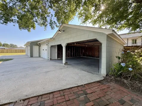 161 Walhurst Avenue Chocowinity NC 27817