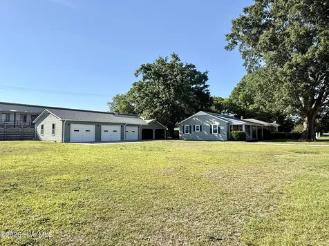 161 Walhurst Avenue Chocowinity NC 27817