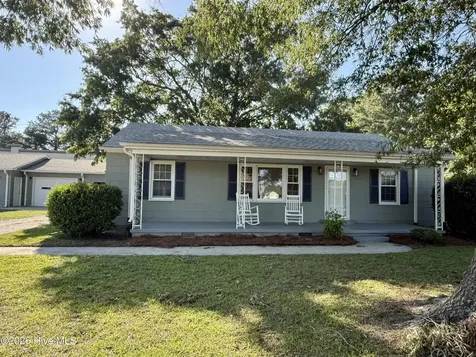 161 Walhurst Avenue Chocowinity NC 27817