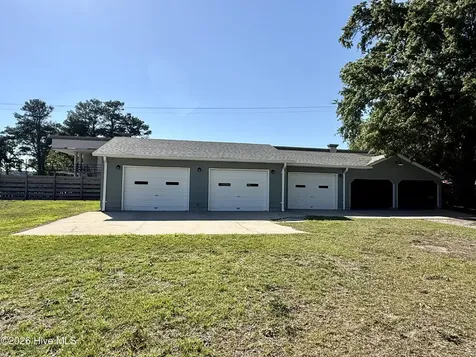 161 Walhurst Avenue Chocowinity NC 27817