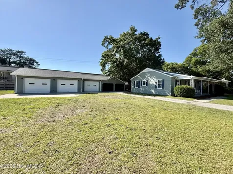 161 Walhurst Avenue Chocowinity NC 27817
