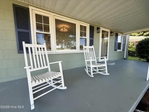 161 Walhurst Avenue Chocowinity NC 27817