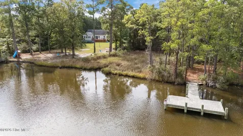 75 Seaview Court Bath NC 27808