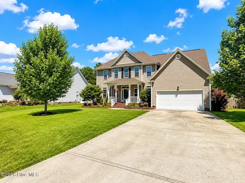 209 Middle Ridge Drive Hubert NC 28539