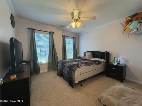 209 Middle Ridge Drive Hubert NC 28539