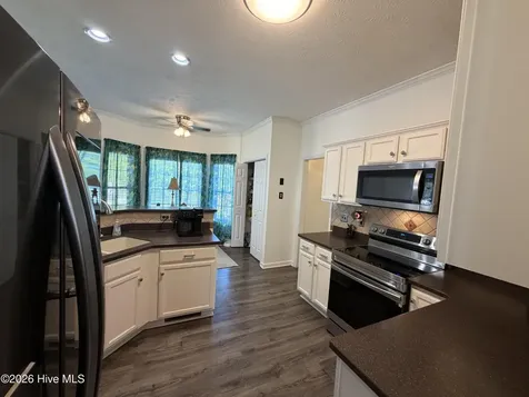 209 Middle Ridge Drive Hubert NC 28539