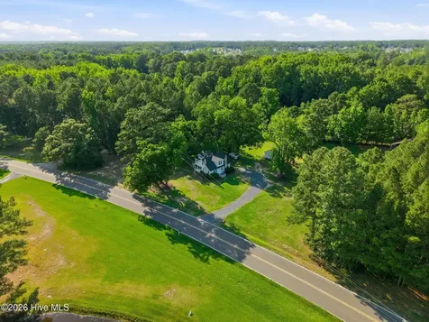 2704 Farm Life School Road Carthage NC 28327