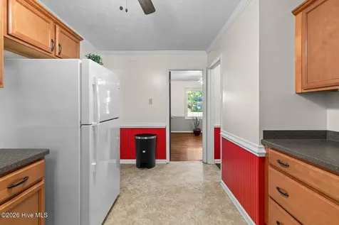 6 Laran Road Jacksonville NC 28540
