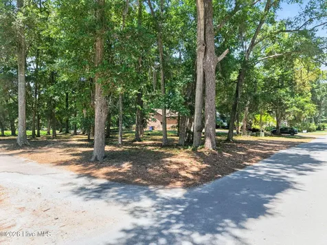 476 Lake Shore Drive Sunset Beach NC 28468
