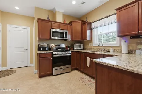 111 Golf Club Drive Elizabeth City NC 27909