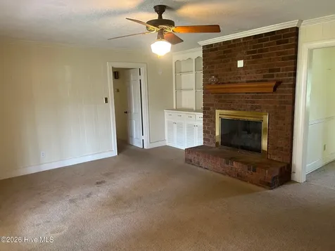 307 N Railroad Street Macclesfield NC 27852