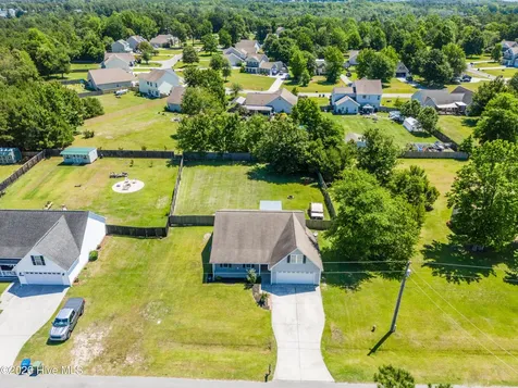 186 Windfield Lane Holly Ridge NC 28445