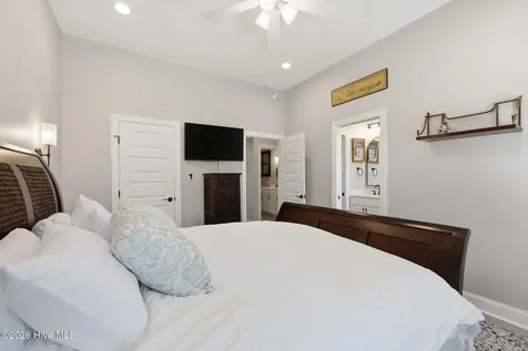 7205 Sound Drive Emerald Isle NC 28594