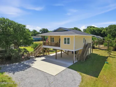 7205 Sound Drive Emerald Isle NC 28594