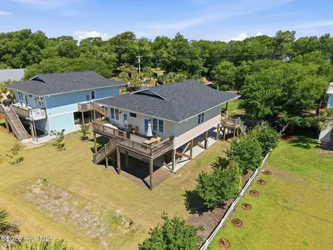 7205 Sound Drive Emerald Isle NC 28594
