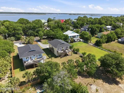 7205 Sound Drive Emerald Isle NC 28594