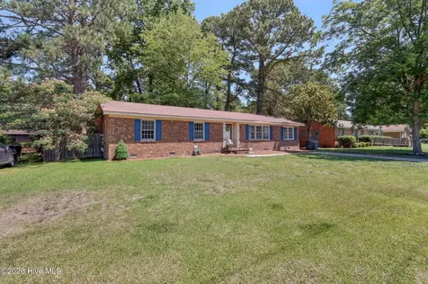 1808 Oakdale Drive W Wilson NC 27893