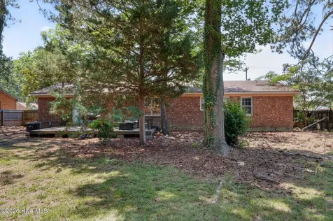 1808 Oakdale Drive W Wilson NC 27893