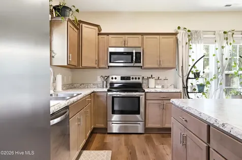203 Broadleaf Drive Jacksonville NC 28546