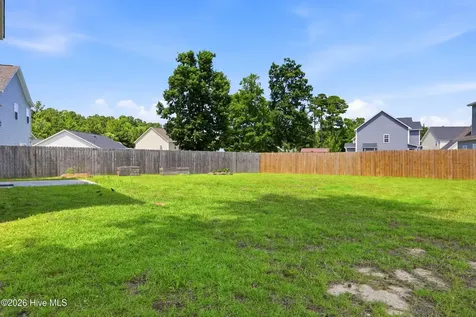 203 Broadleaf Drive Jacksonville NC 28546