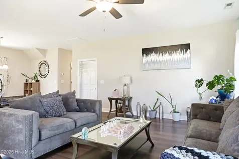 203 Broadleaf Drive Jacksonville NC 28546