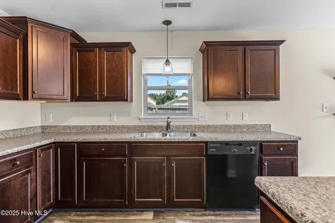 120 Prospect Drive Richlands NC 28574