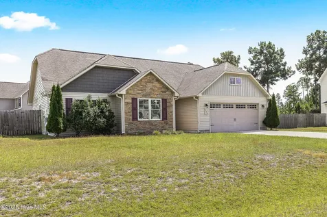 120 Prospect Drive Richlands NC 28574