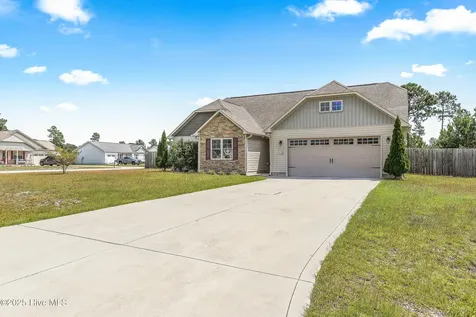 120 Prospect Drive Richlands NC 28574