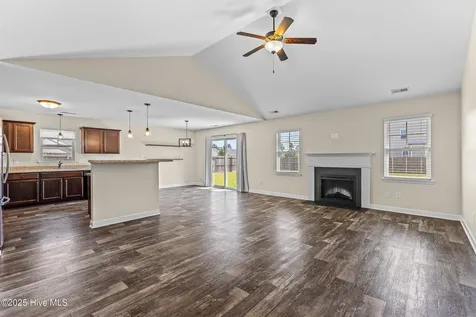 120 Prospect Drive Richlands NC 28574