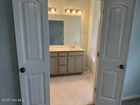 78 Violetear Ridge Hampstead NC 28443