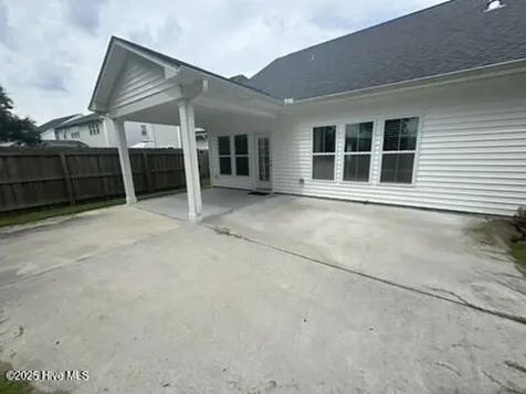 78 Violetear Ridge Hampstead NC 28443