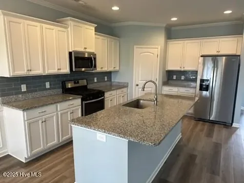 78 Violetear Ridge Hampstead NC 28443