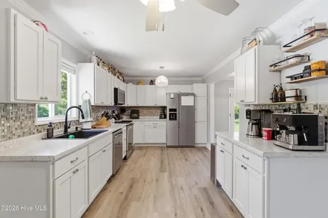 1295 Moore Town Road Rocky Point NC 28457