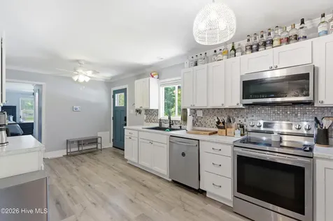 1295 Moore Town Road Rocky Point NC 28457