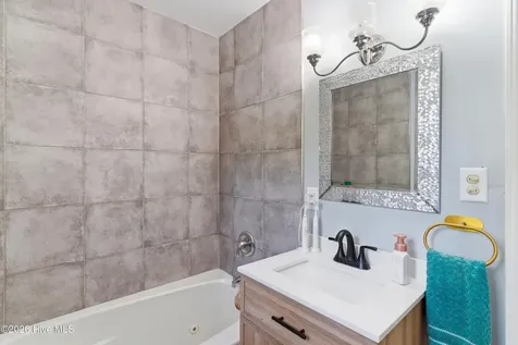 1295 Moore Town Road Rocky Point NC 28457