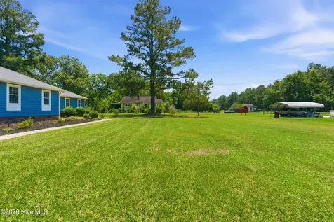 1295 Moore Town Road Rocky Point NC 28457