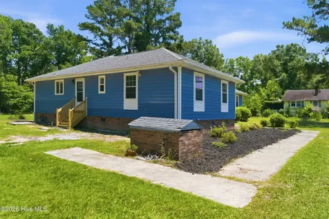 1295 Moore Town Road Rocky Point NC 28457