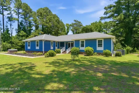 1295 Moore Town Road Rocky Point NC 28457
