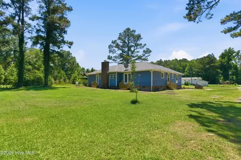 1295 Moore Town Road Rocky Point NC 28457