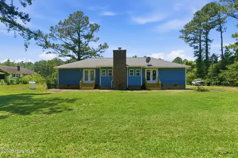 1295 Moore Town Road Rocky Point NC 28457