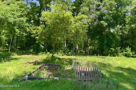 1295 Moore Town Road Rocky Point NC 28457