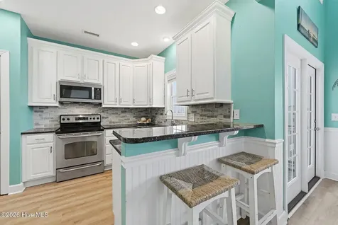 215 Summer Winds Place Surf City NC 28445