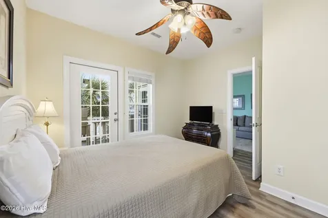 215 Summer Winds Place Surf City NC 28445