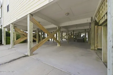 215 Summer Winds Place Surf City NC 28445