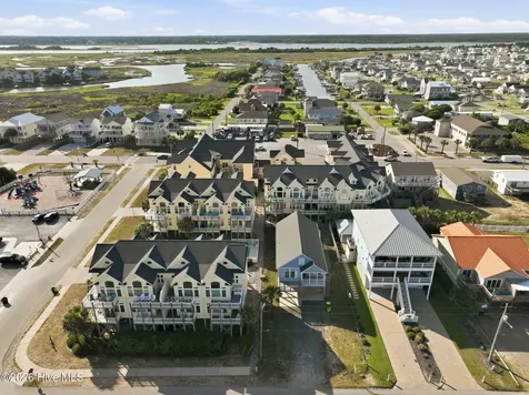 215 Summer Winds Place Surf City NC 28445