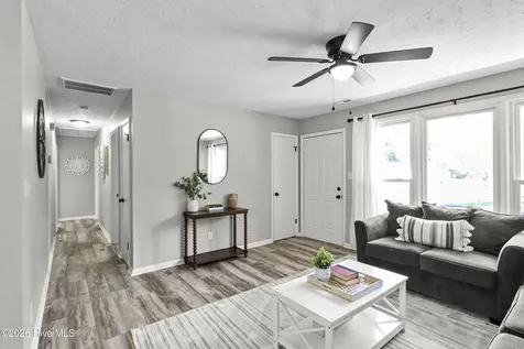 14 Delight Court Jacksonville NC 28546
