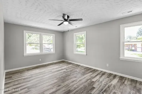 14 Delight Court Jacksonville NC 28546