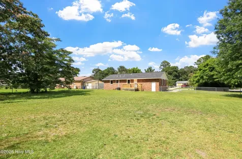 14 Delight Court Jacksonville NC 28546