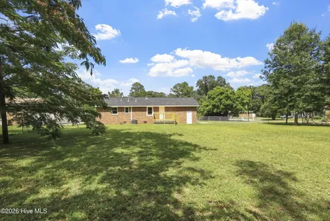 14 Delight Court Jacksonville NC 28546