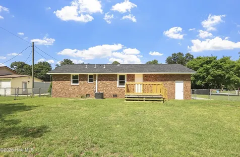 14 Delight Court Jacksonville NC 28546